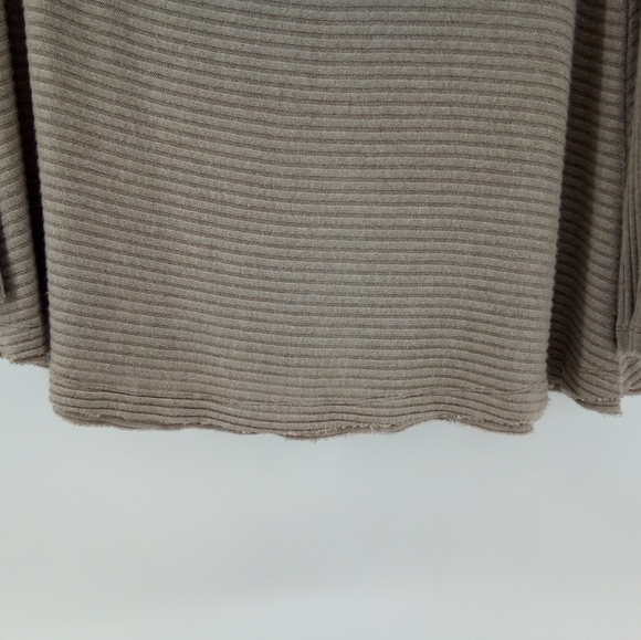 Free People We The Free Top People Lover Ribbed Long Sleeve Taupe XS Vegan Rayon - Picture 12 of 16